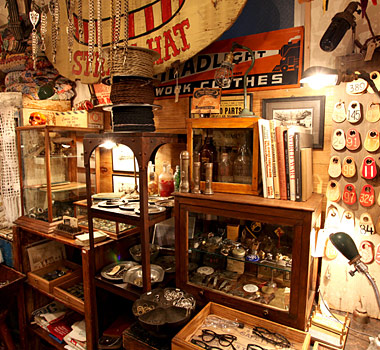 Big in Japan: J'Antiques Vintage Shop - Nakameguro District of Tokyo, Japan